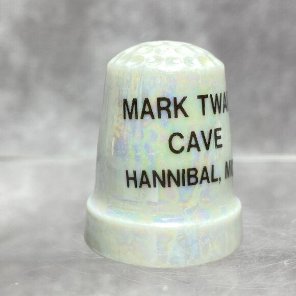 Mark Twain Cave Hannibal Mo Souvenir Porcelain Thimble Iridescent Finish - Picture 4 of 11